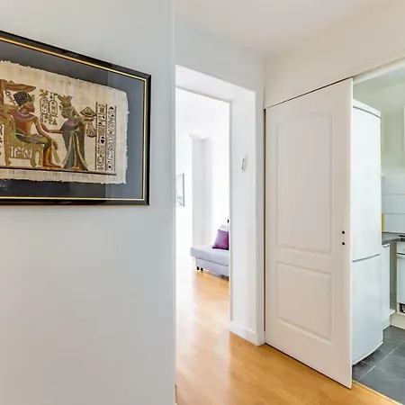 20 - Design Flat Pere Lachaise Parigi